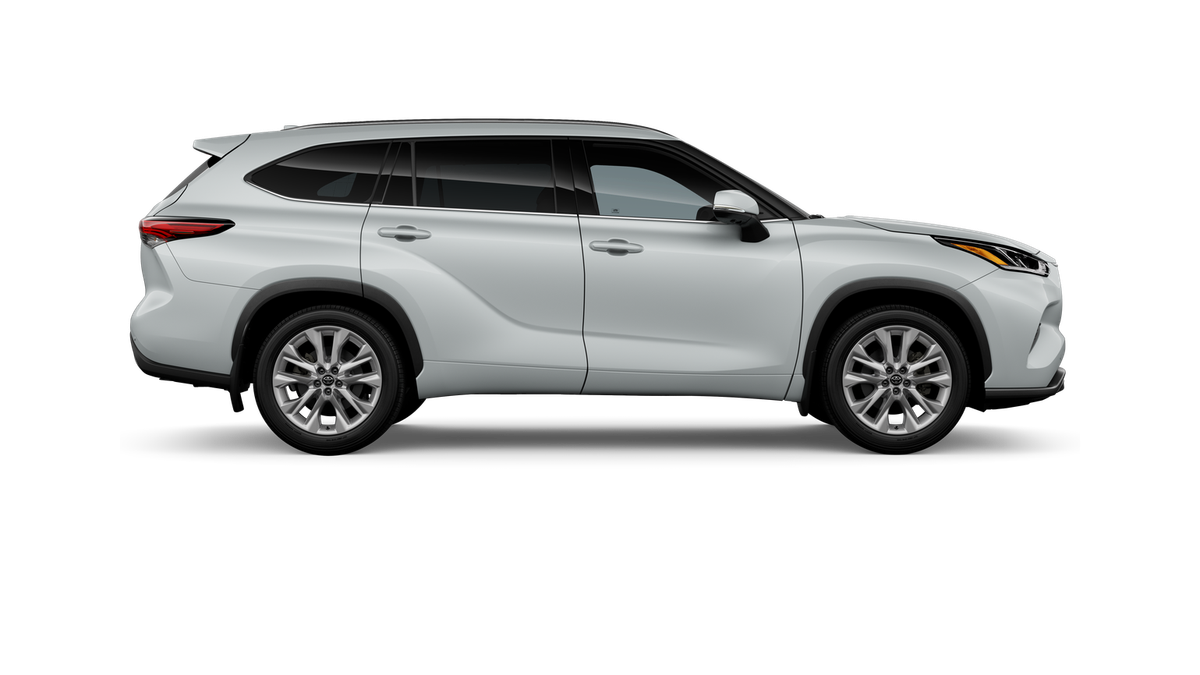 2026 Toyota Highlander Limited - Photo 12