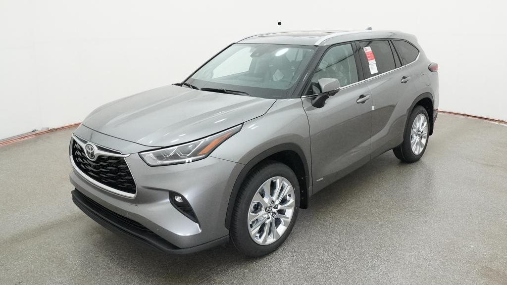 2026 Toyota Highlander Hybrid Limited AWD's photo