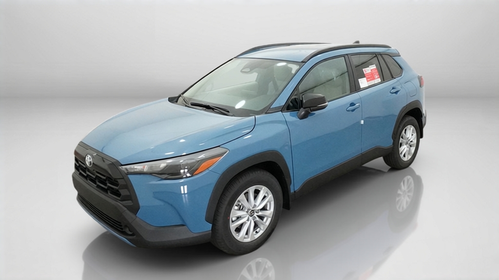 2026 Toyota Corolla Cross LE SUV