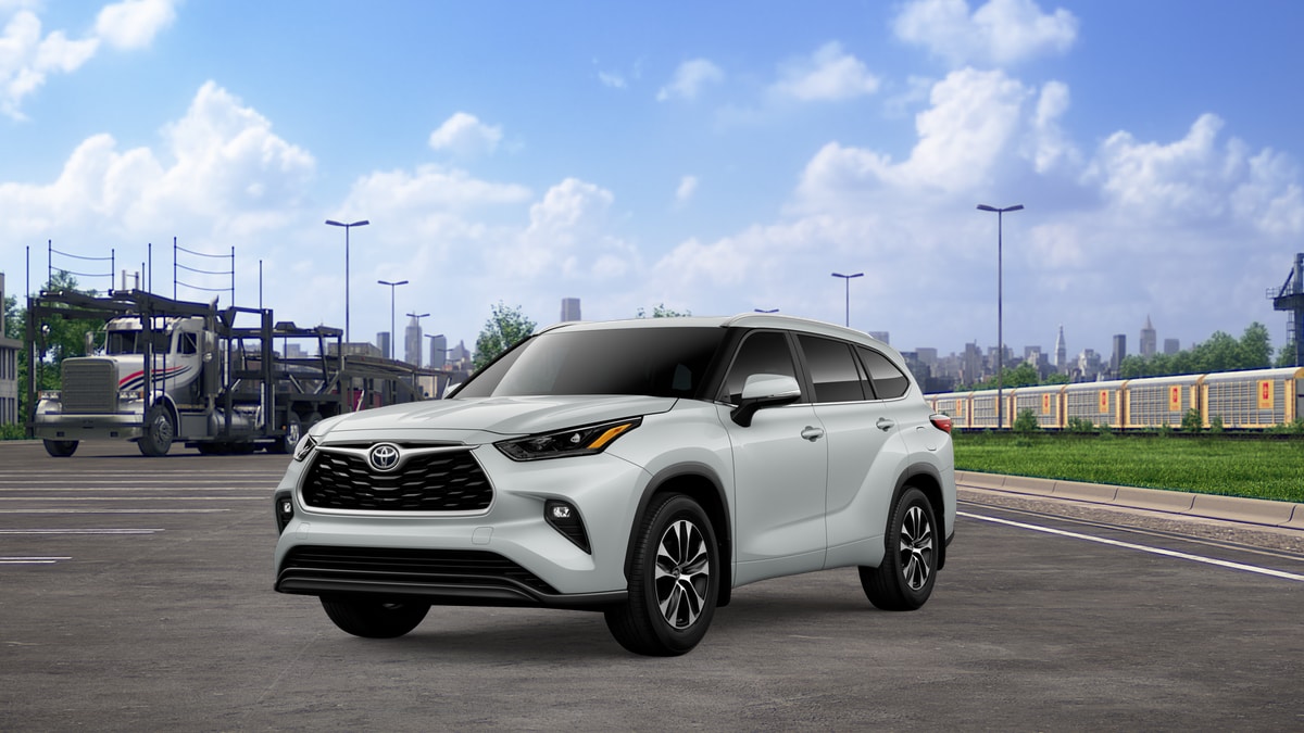2026 Toyota Highlander SUV 
