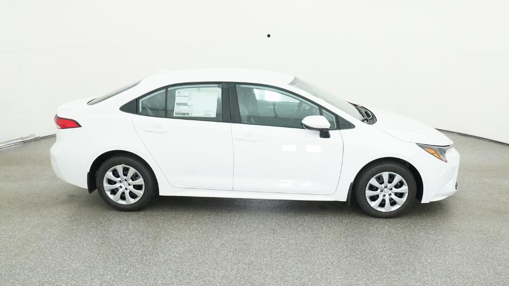 2026 Toyota Corolla LE photo 2