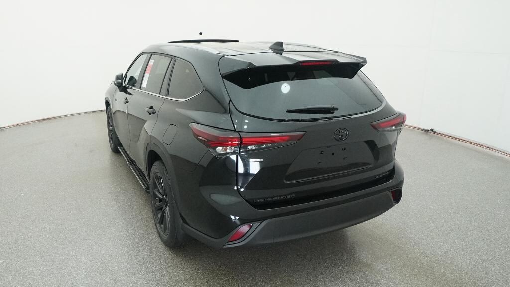 New 2026 Toyota Highlander XLE SUV