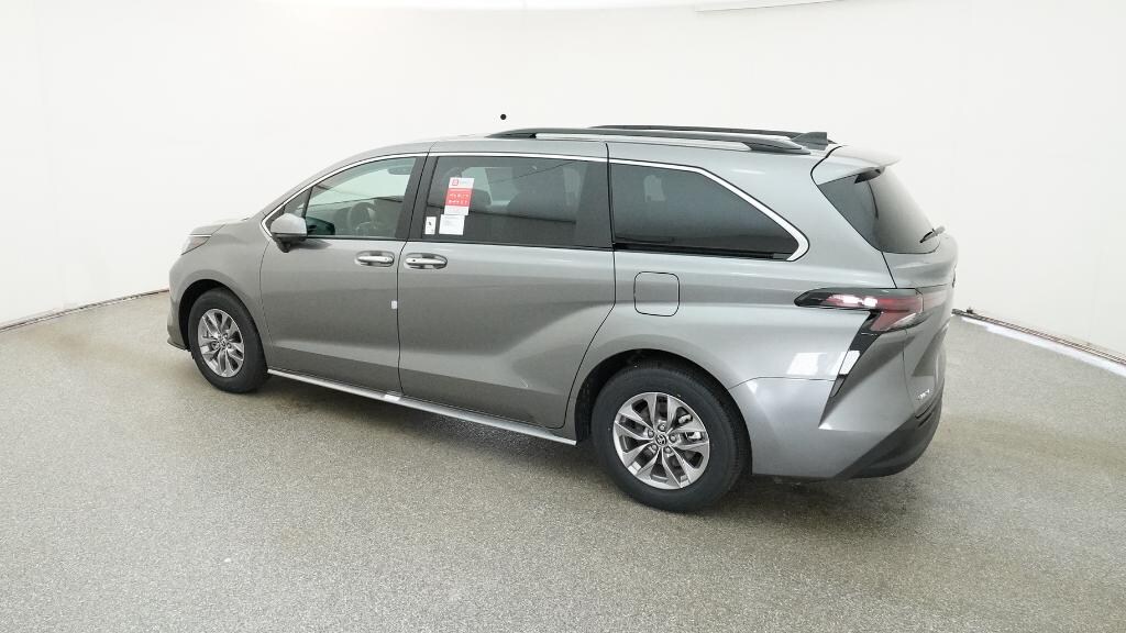 New 2026 Toyota Sienna XLE Van Passenger Van