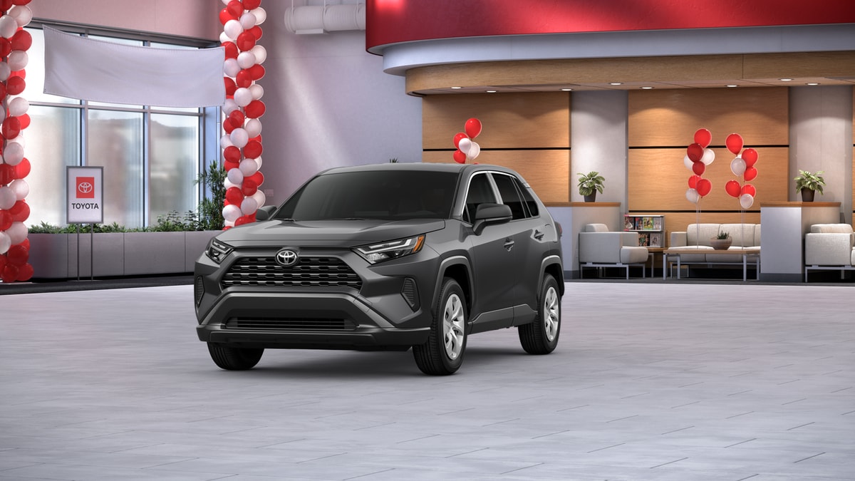 2025 Toyota RAV4 LE's photo