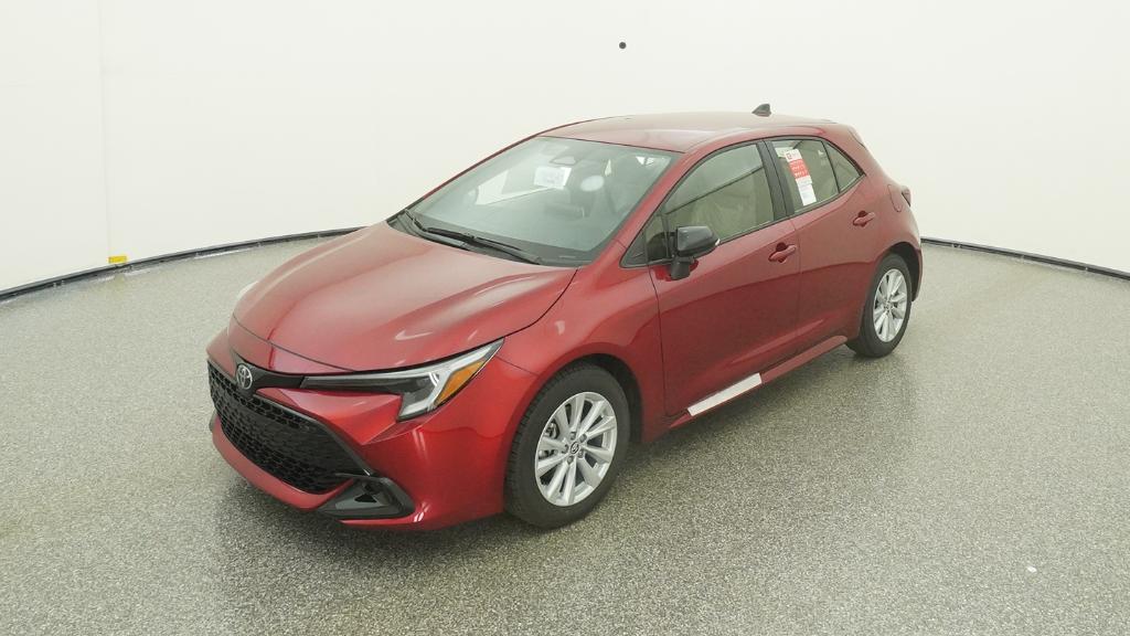 2026 Toyota Corolla Hatchback SE's photo