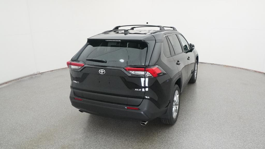 2025 Toyota RAV4 XLE Premium photo 3
