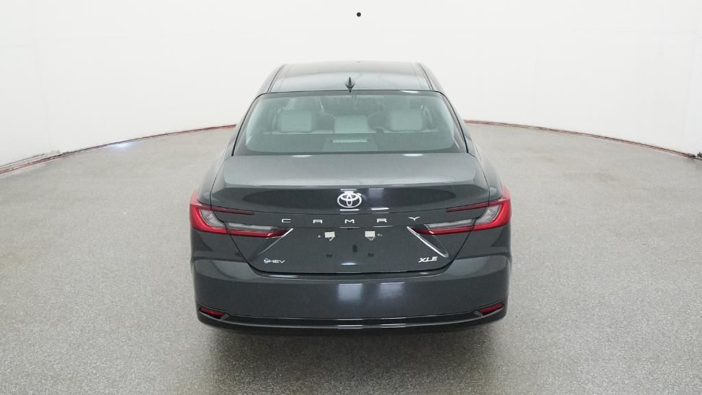 2026 Toyota Camry XLE - Photo 8