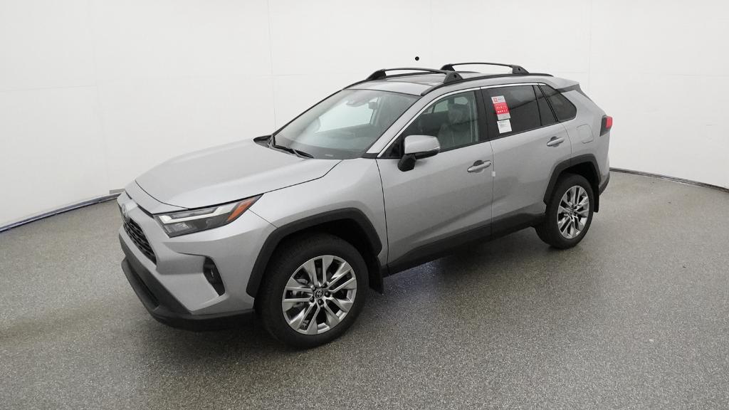 2025 Toyota RAV4 XLE Premium's photo