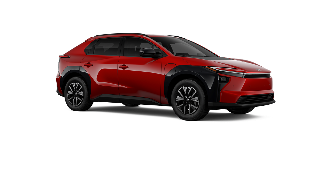 2026 Toyota bZ XLE - Photo 16