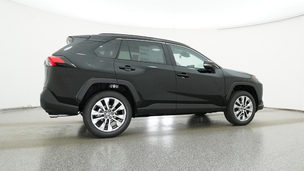 2025 Toyota RAV4 XLE Premium photo 2