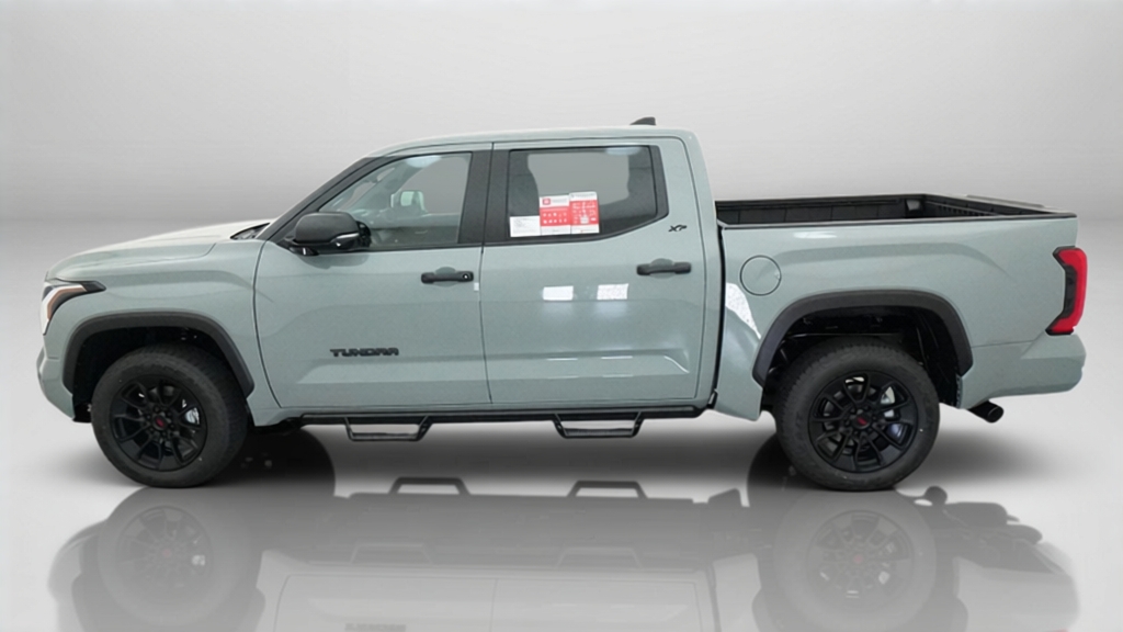 New 2026 Toyota Tundra SR5 SR5 CREWMAX 5.5