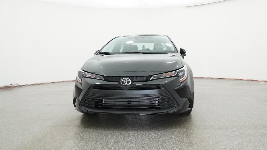2026 Toyota Corolla LE photo 3