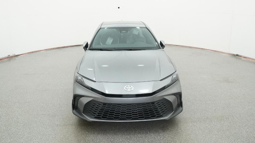 2026 Toyota Camry SE photo 3
