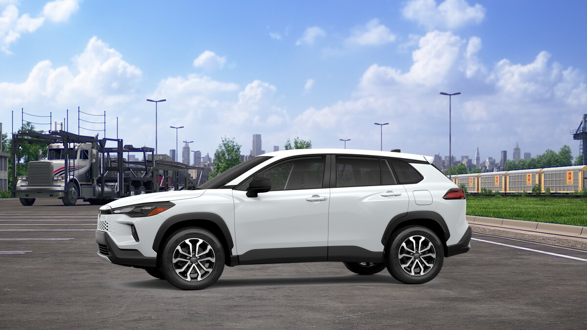 2026 Toyota Corolla Cross XLE XSE photo 3
