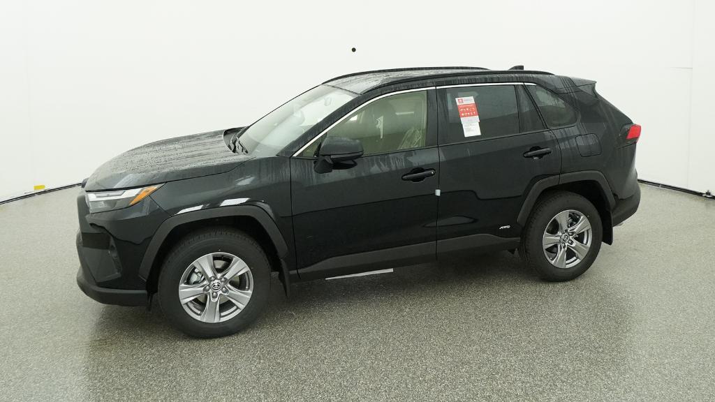 2025 Toyota RAV4 Hybrid LE photo 2