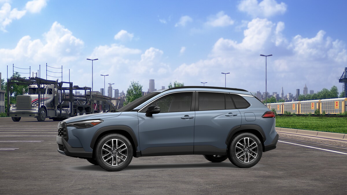 2026 Toyota Corolla Cross XLE photo 2