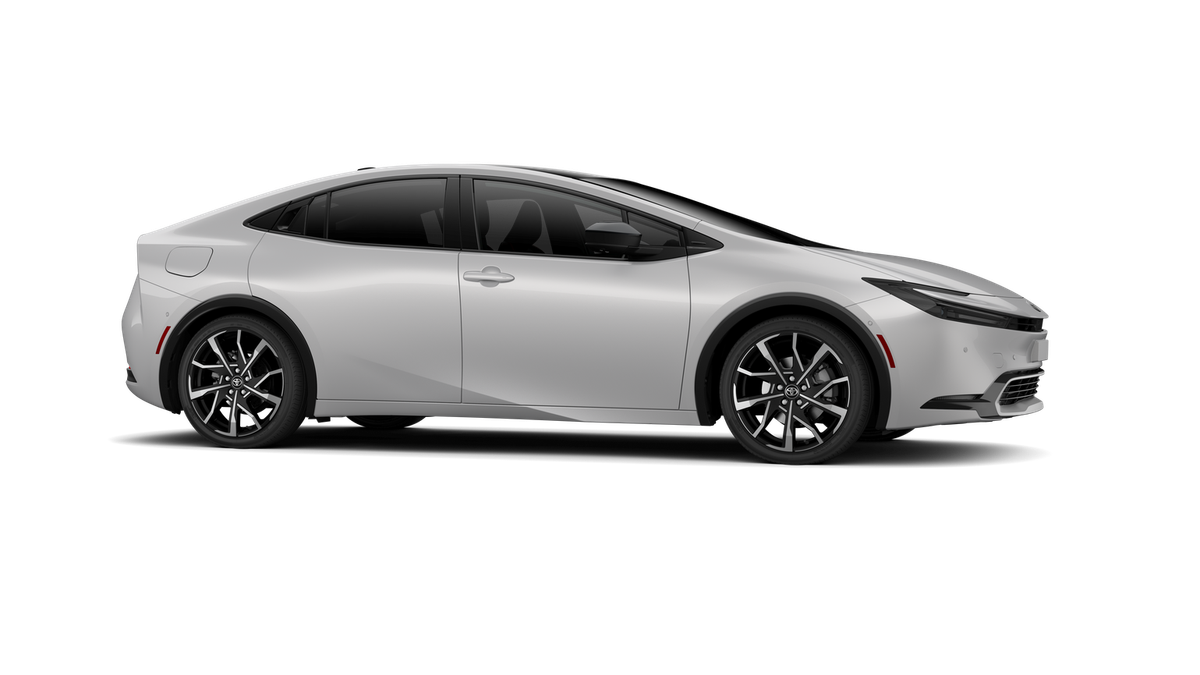 2026 Toyota Prius Plug-in Hybrid XSE Premium - Photo 13