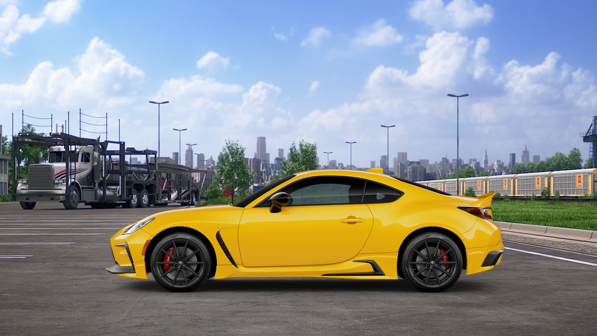 2026 Toyota GR86 Yuzu Edition - Photo 11