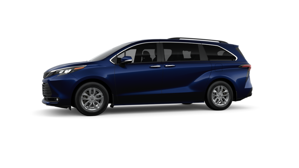 New 2026 Toyota Sienna XLE 7 PASSENGER