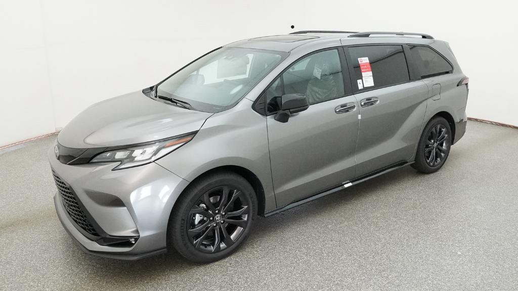 2026 Toyota Sienna XSE 7-Passenger Hybrid FWD's photo