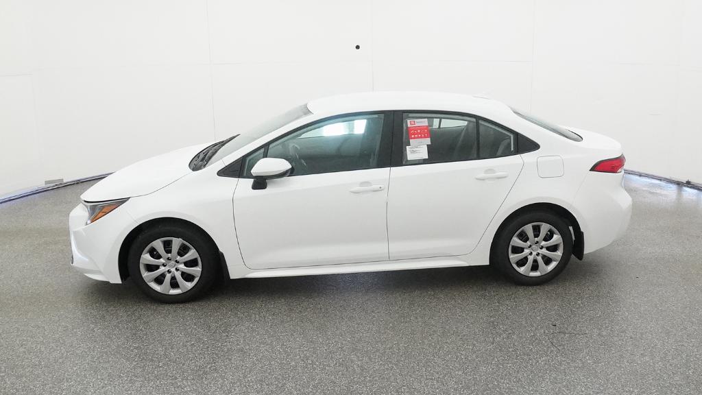 2026 Toyota Corolla LE photo 3