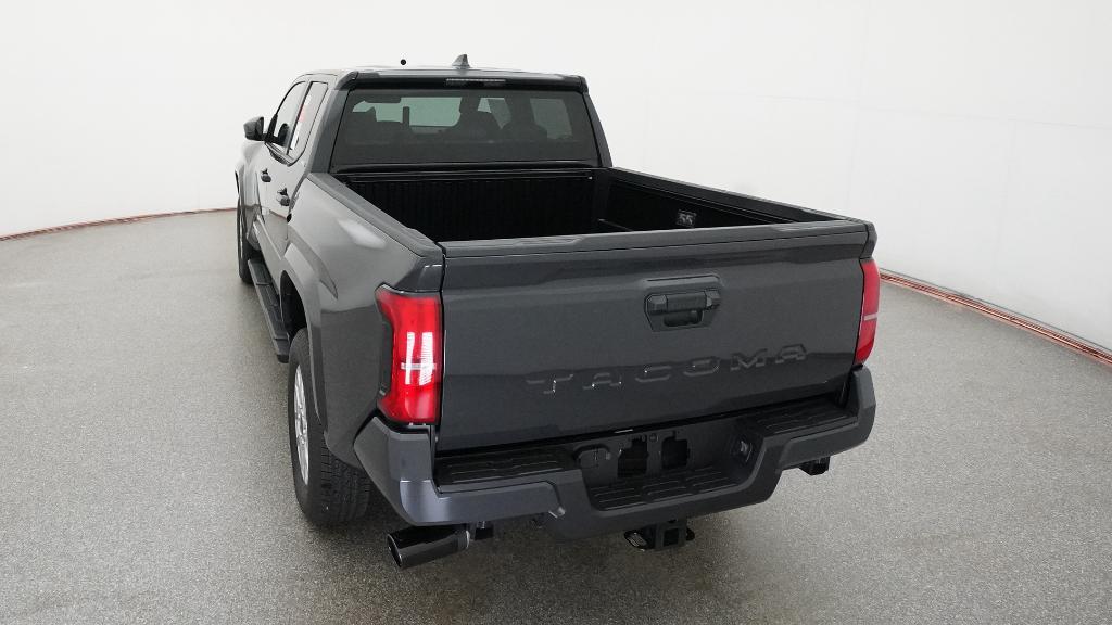 2025 Toyota Tacoma SR5 photo 13