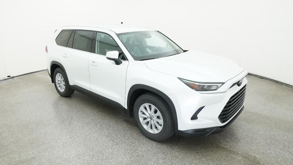 2026 Toyota Grand Highlander XLE photo 3
