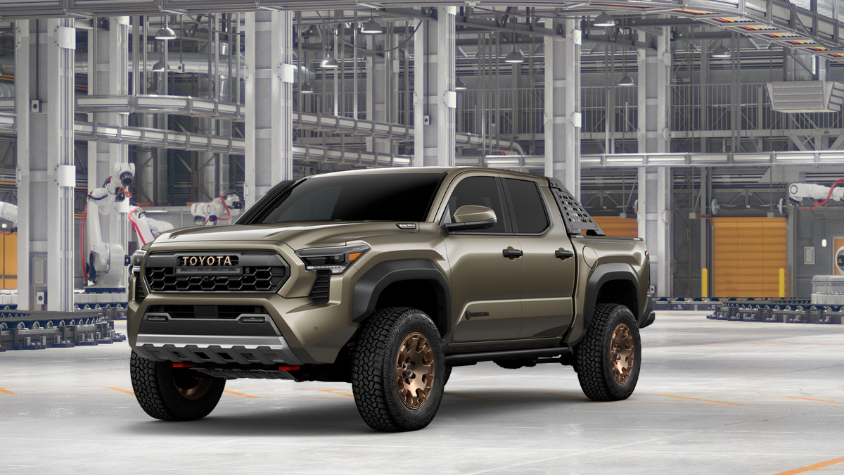 2026 Toyota Tacoma i-FORCE MAX Trailhunter Truck Double Cab