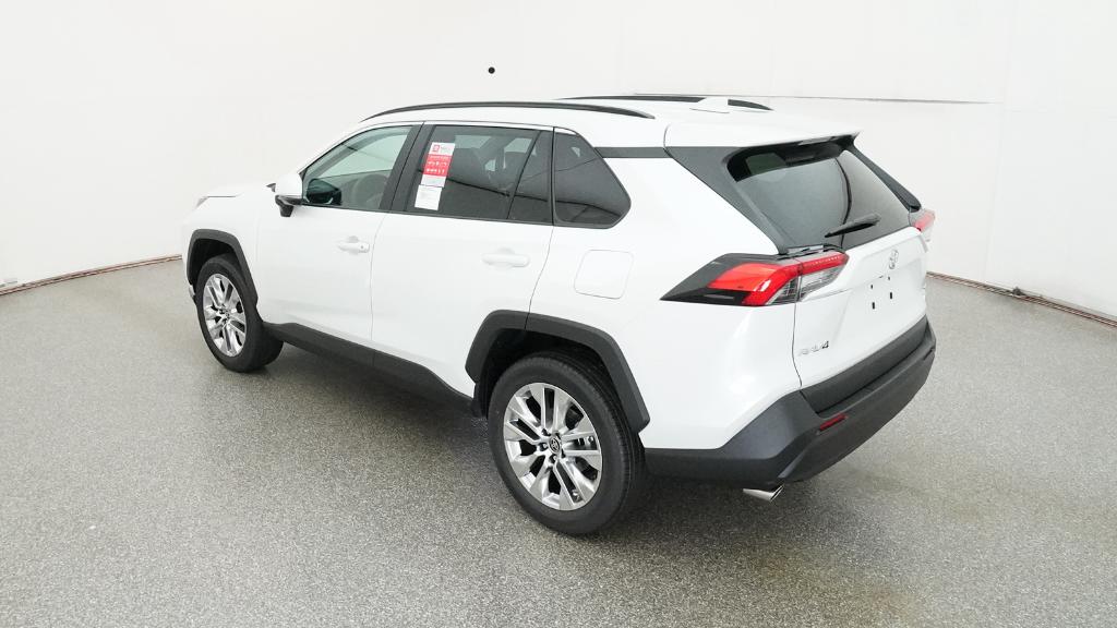 2025 Toyota RAV4 XLE Premium photo 2