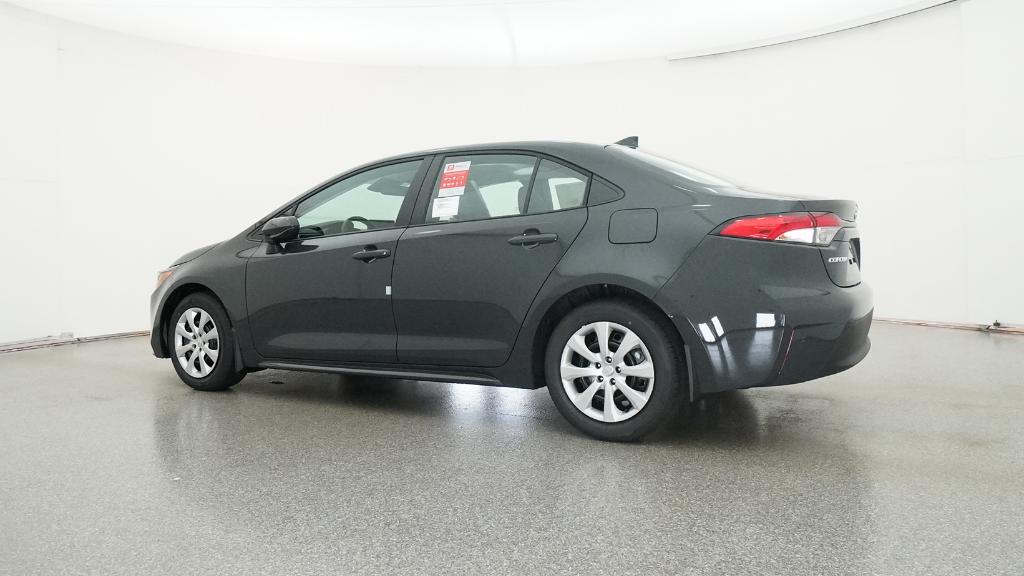 2026 Toyota Corolla LE photo 2