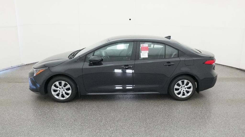 Used 2025 Toyota Corolla LE Sedan