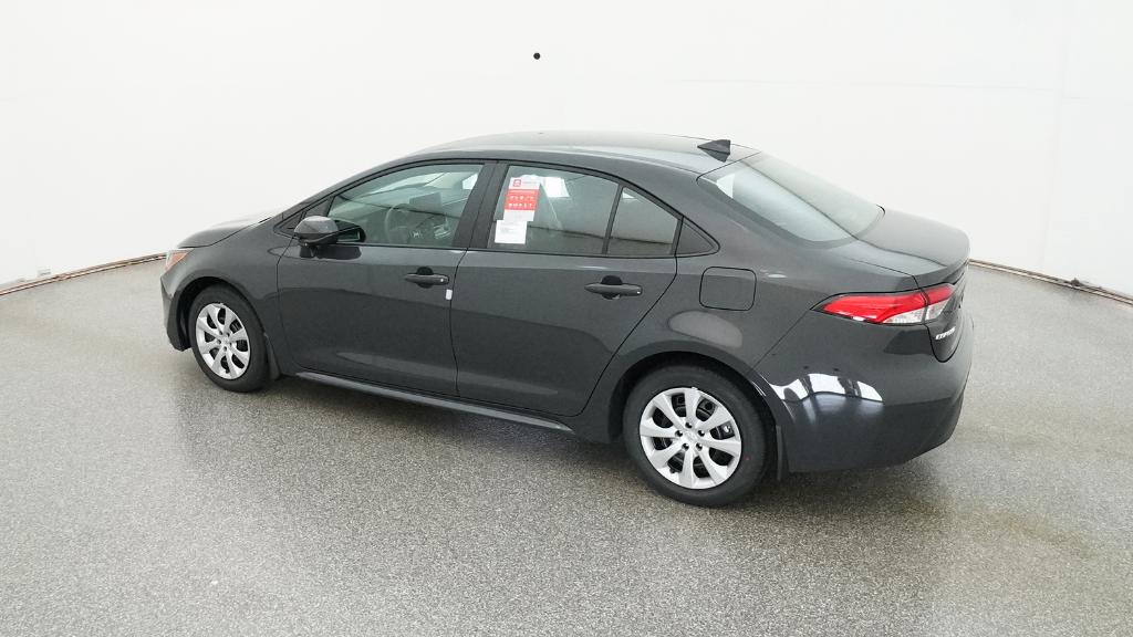 2026 Toyota Corolla LE photo 4