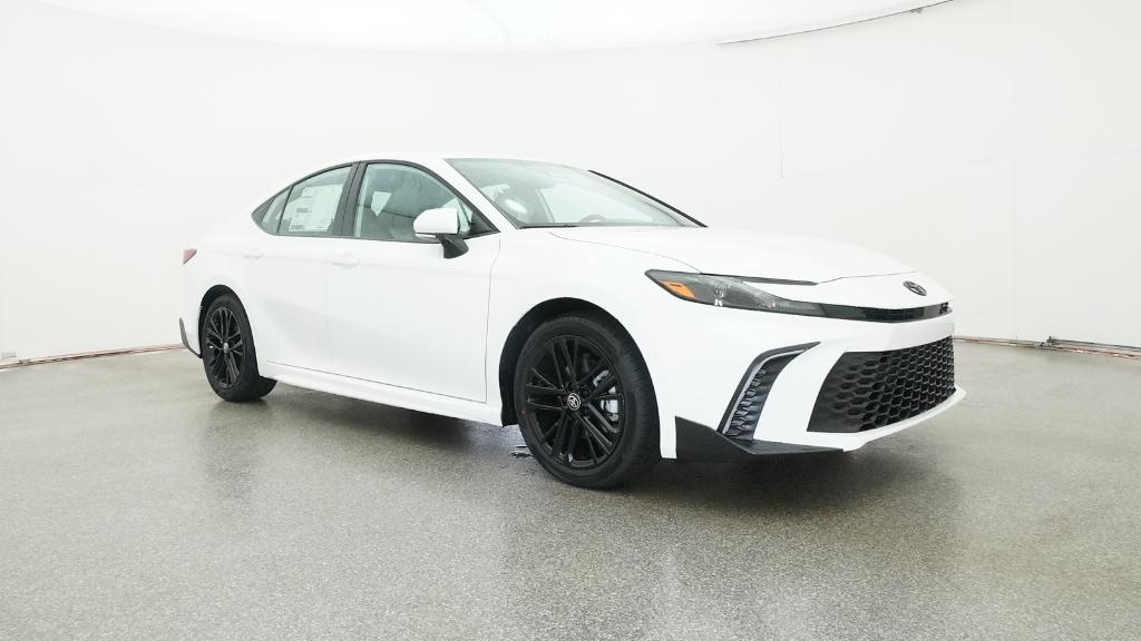 2026 Toyota Camry SE photo 4