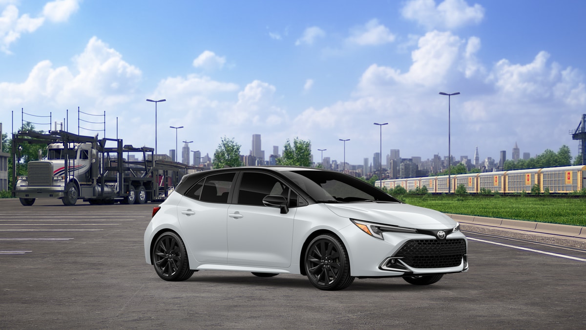 2027 Toyota Corolla Hatchback XSE - Photo 14