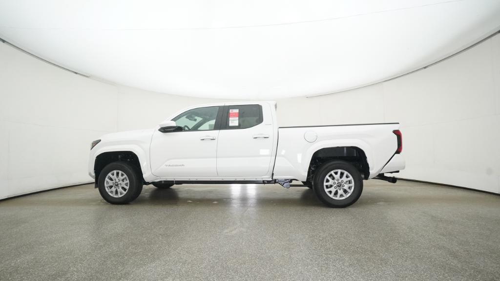 2025 Toyota Tacoma SR5 4x4 Double Cab Long Bed photo 3