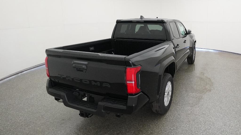 2025 Toyota Tacoma SR5 photo 4