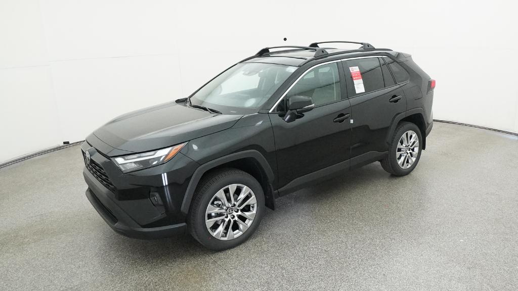 2025 Toyota RAV4 XLE Premium's photo