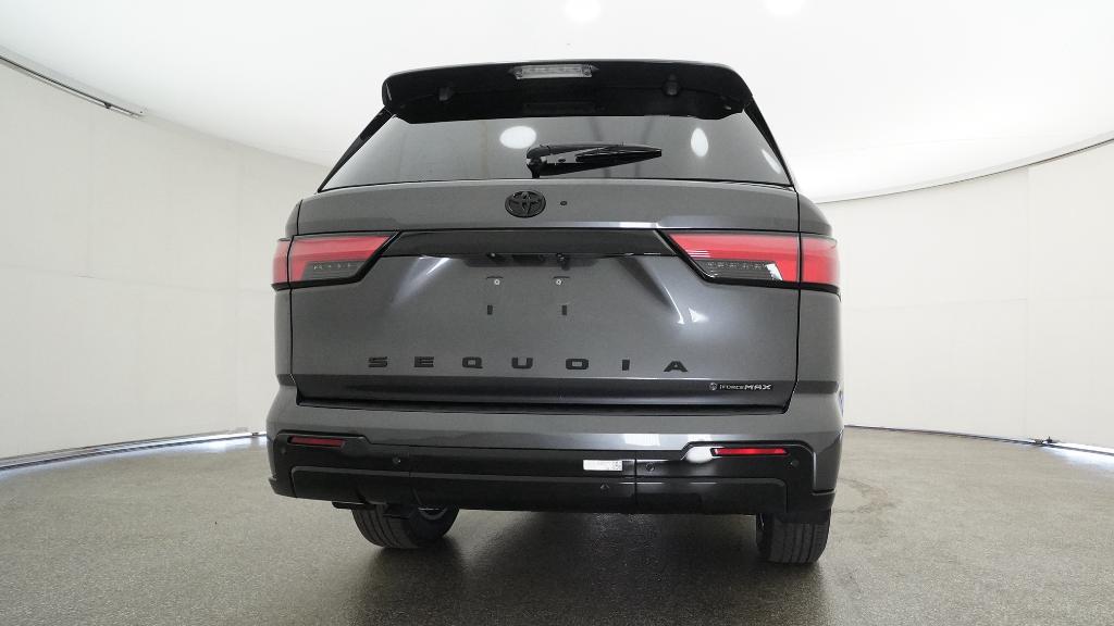 2026 Toyota Sequoia Platinum photo 4