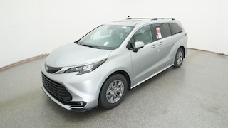 2025 Toyota Sienna XLE Van Passenger Van