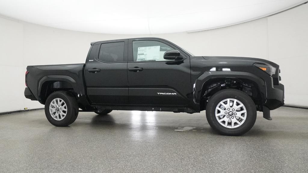2025 Toyota Tacoma SR5 - Photo 40