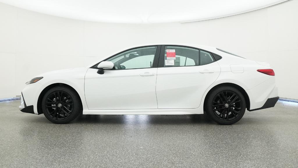 2026 Toyota Camry SE photo 16