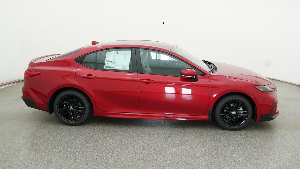 2026 Toyota Camry SE photo 3