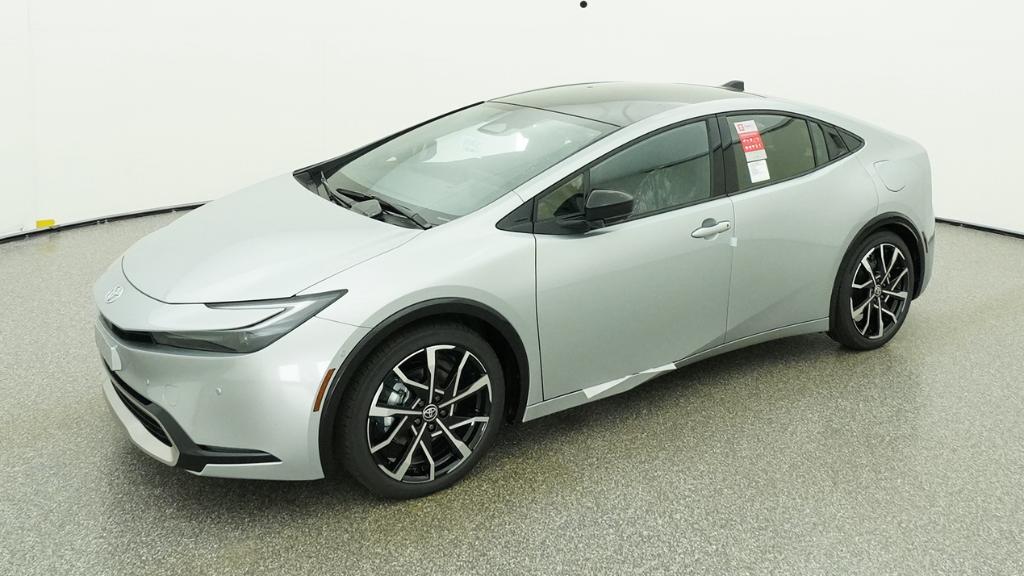 2026 Toyota Prius XSE Premium's photo