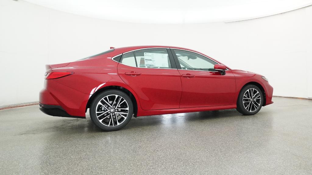 2026 Toyota Camry XLE - Photo 12