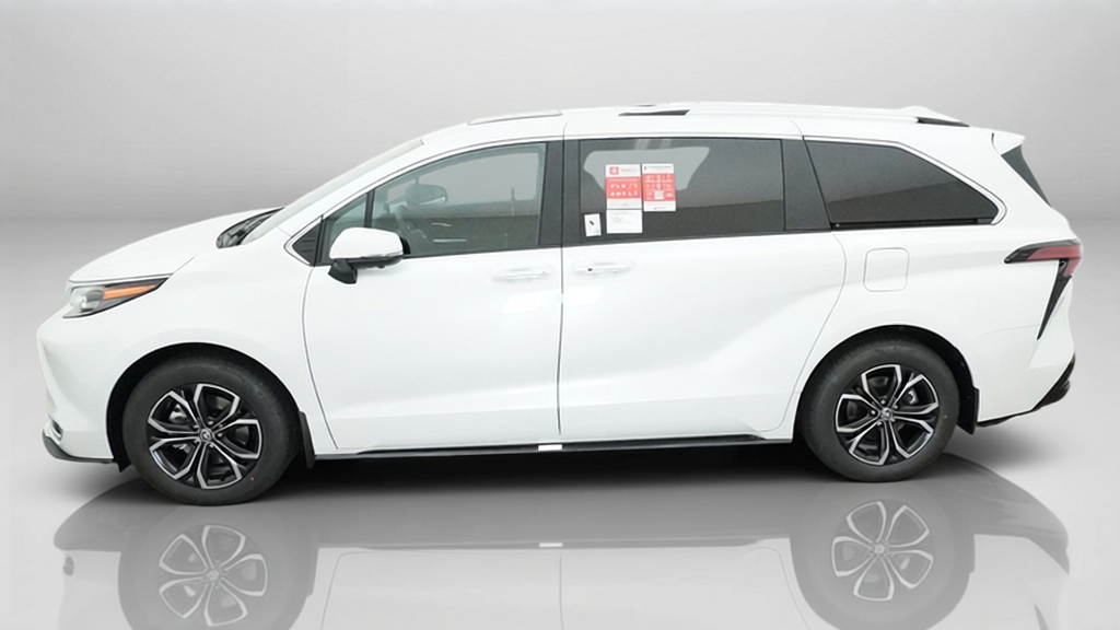 New 2026 Toyota Sienna Platinum Van Passenger Van