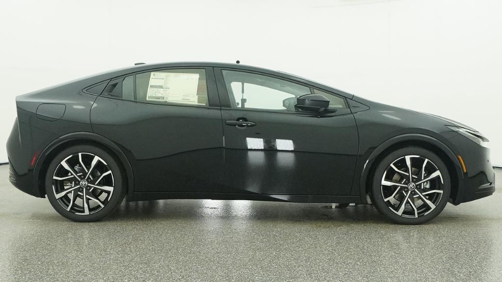 2026 Toyota Prius Plug-in Hybrid XSE Premium - Photo 35