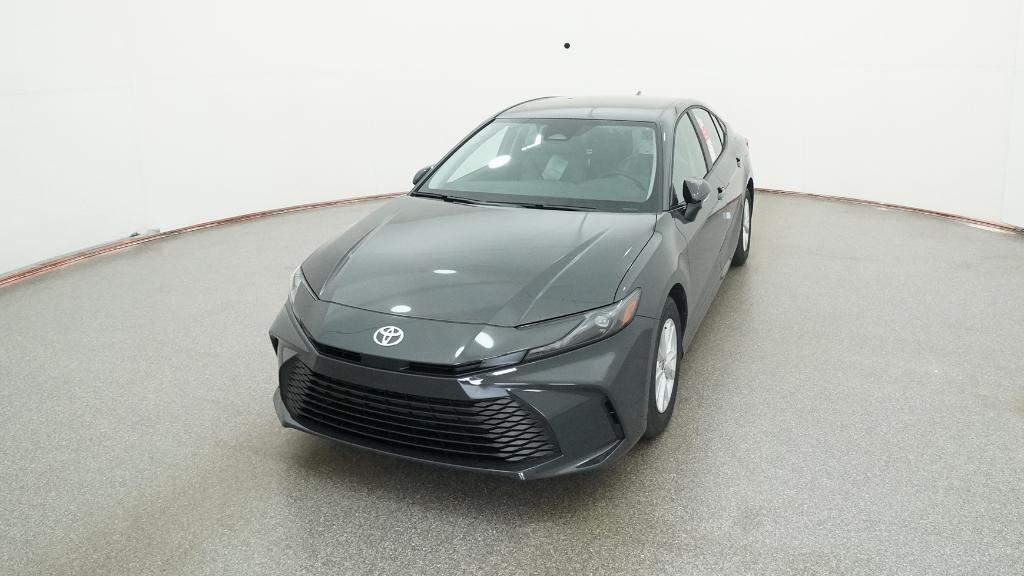 2026 Toyota Camry LE photo 4