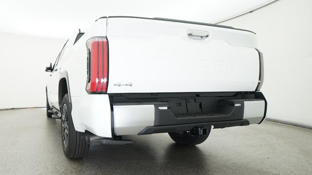 New 2026 Toyota Tundra Limited LIMITED CREWMAX 5.5