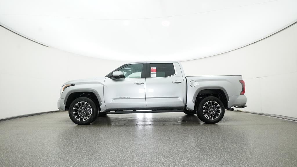 2025 Toyota Tundra Limited - Photo 28