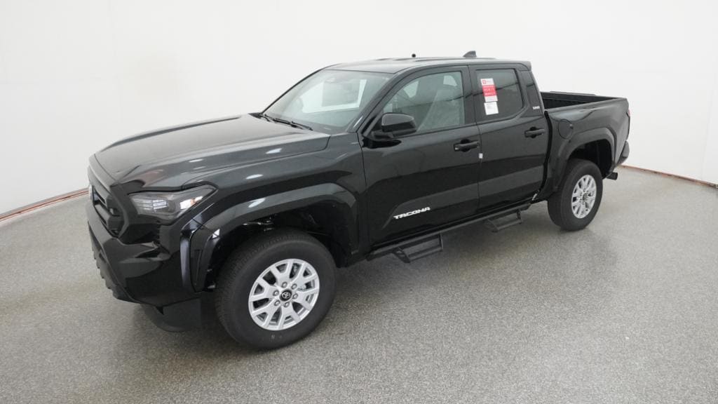 2025 Toyota Tacoma SR5's photo